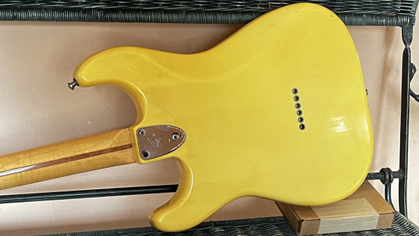 1977 Fender Stratocaster Hardtail White HSS - 2nd Hand