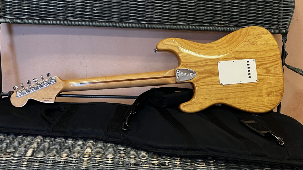 Preview: 2001 Fender Classic Series 70s MN Stratocaster , Fender Custom Shop 69 Pickups + Gigbag - 2nd Hand
