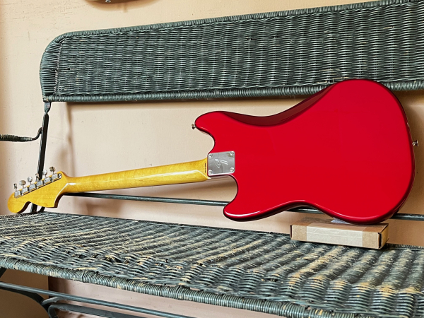 2012 Fender Japan 69 Reissue Mustang Candy Apple Red, Matching Headstock - 2nd Hand