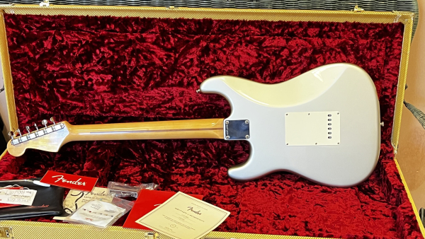 Preview: 2019 Fender American Original 50s Stratocaster, Maple Fingerboard, Inca Silver - 2nd Hand