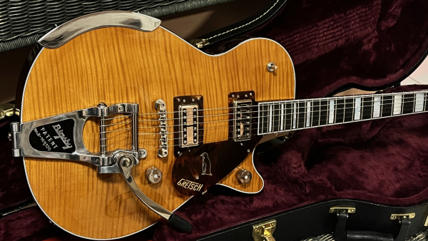 Preview: Gretsch G6134TFM-NH Nigel Hendroff Signature Penguin Amber Flame - 2nd Hand