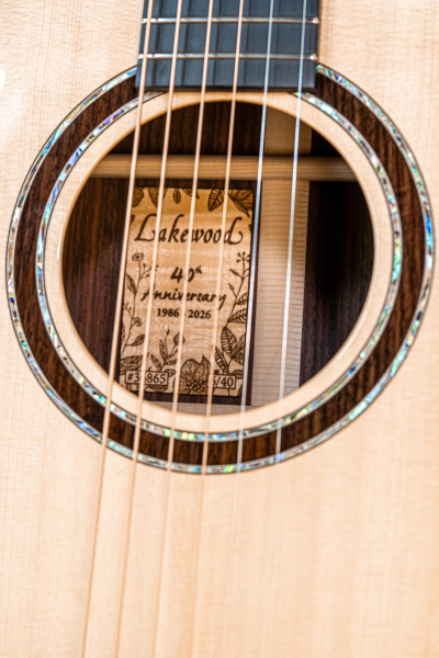 Lakewood M-32 Anniversary Nr 2 von 40