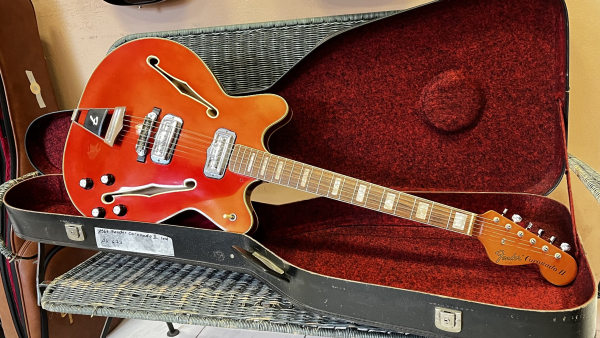 Fender 1967 Coronado II Candy Apple Red - 2nd Hand