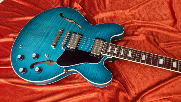 Preview: Gibson ES-335 Figured Ocean Water Perimeter 2nd Hand * Demomodell *