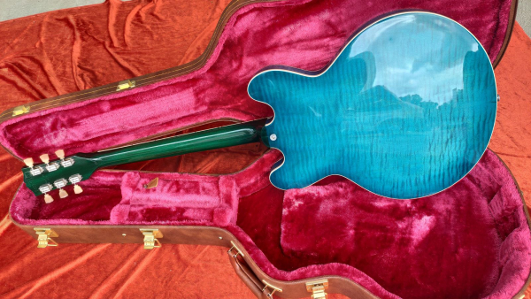 Gibson ES-335 Figured Ocean Water Perimeter 2nd Hand * Demomodell *