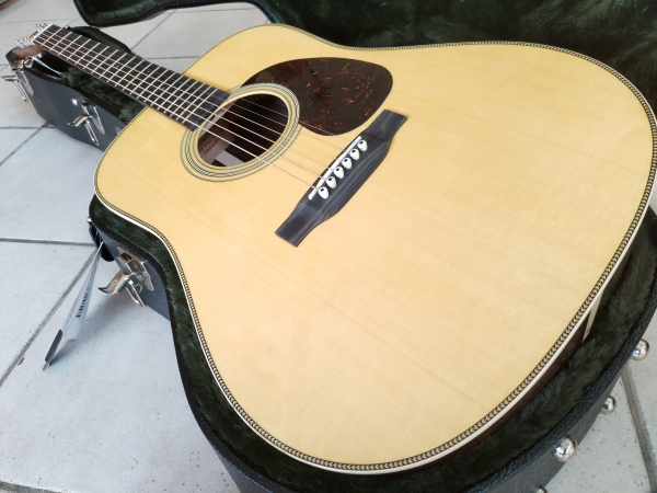 Martin D-28 Billy Strings Signature
