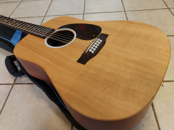 Martin D-X2E 12 string second hand