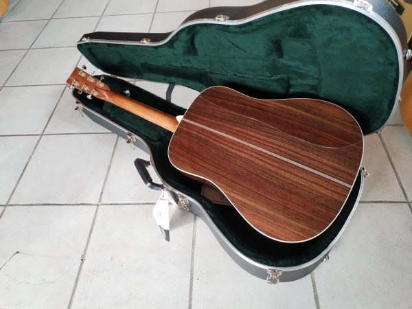 Martin HD-28