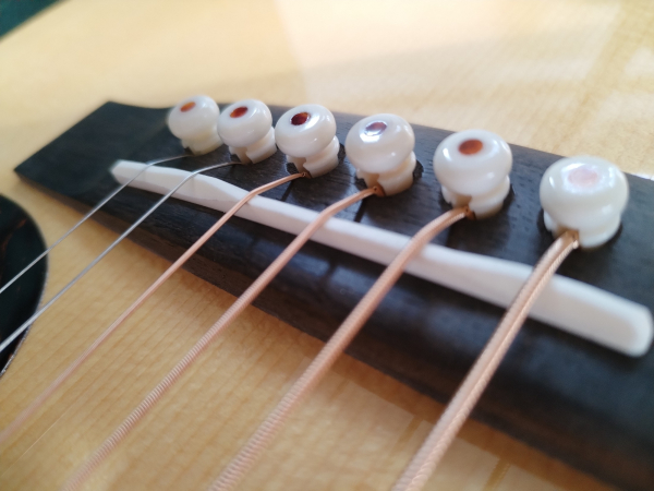 Preview: Martin HD-28