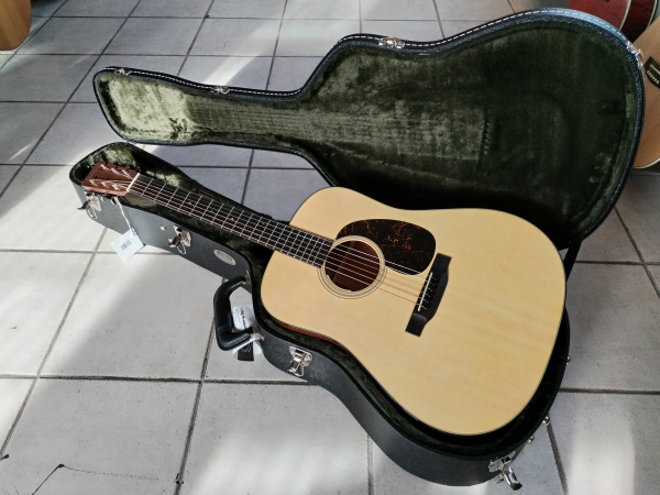 Martin D-18 L.R.Baggs Anthem