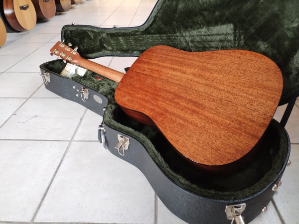 Preview: Martin D-18