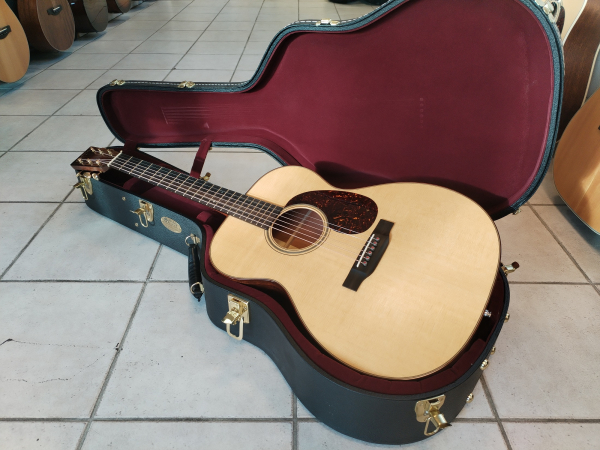 Martin 000-18 Modern Deluxe second hand