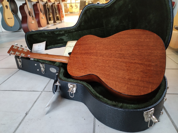 Preview: Martin OM Custom Shop black top