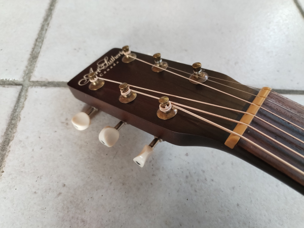 Art & Lutherie Roadhouse faded black A/E *Demomodell*