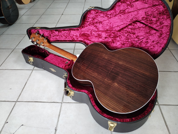 Taylor 815e Legacy Serie