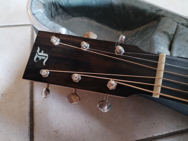 Preview: Furch Vintage 1 00M SR second hand