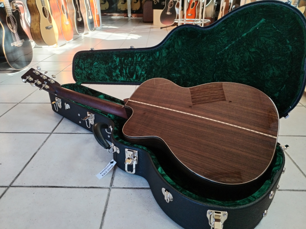 Preview: Bourgeois Downeast OMCE Soloist