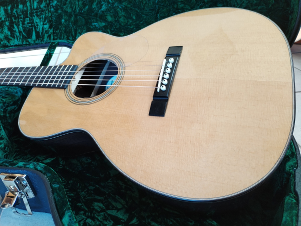 Preview: Bourgeois Downeast OMCE Soloist