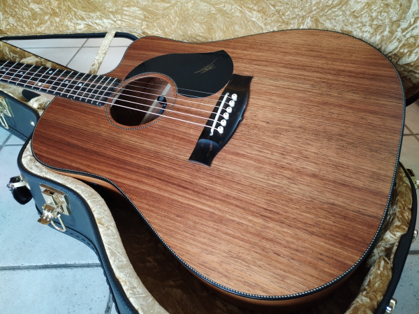 Preview: Maton EBW70C Blackwood second hand