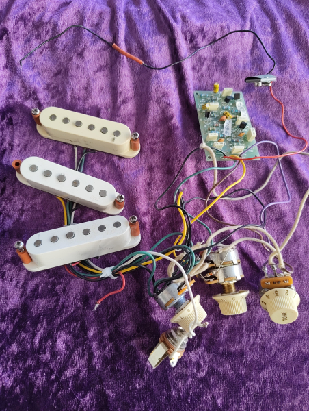 Fender Eric Clapton Stratocaster Elektronik-Komplettset (Pickups, Potis & Preamp)