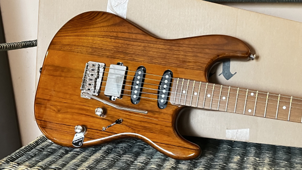 Preview: SCHECTER Traditional Van Nuys Gloss Natural Ash, Sonderpreis