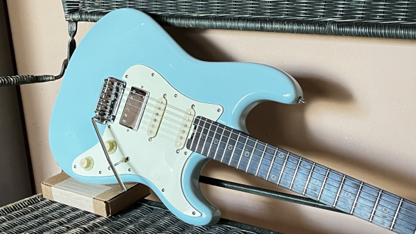 Preview: Schecter Nick Johnston Traditional HSS Atomic Frost - 2nd Hand