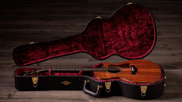 Taylor 724ce Gloss