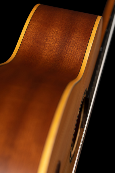 Ortega R122SN, Slim Neck, Zeder / Mahagoni