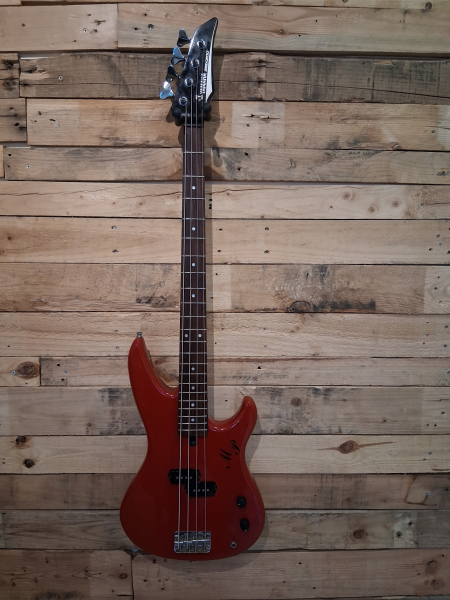 Yamaha RBX200 BASS*rare model is top quality made in 2000 in Taiwan/not red China!*red body/black neck