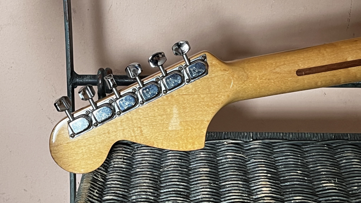 1977 Fender Stratocaster Hardtail White HSS - 2nd Hand