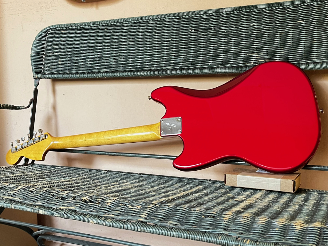 2012 Fender Japan 69 Reissue Mustang Candy Apple Red, Matching Headstock - 2nd Hand