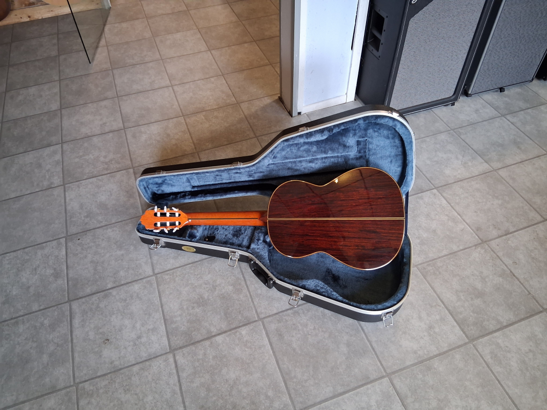 Paulino Bernabe M-5, Fichte / Palisander vollmassiv, made in Spain, inkl. Case, gebraucht