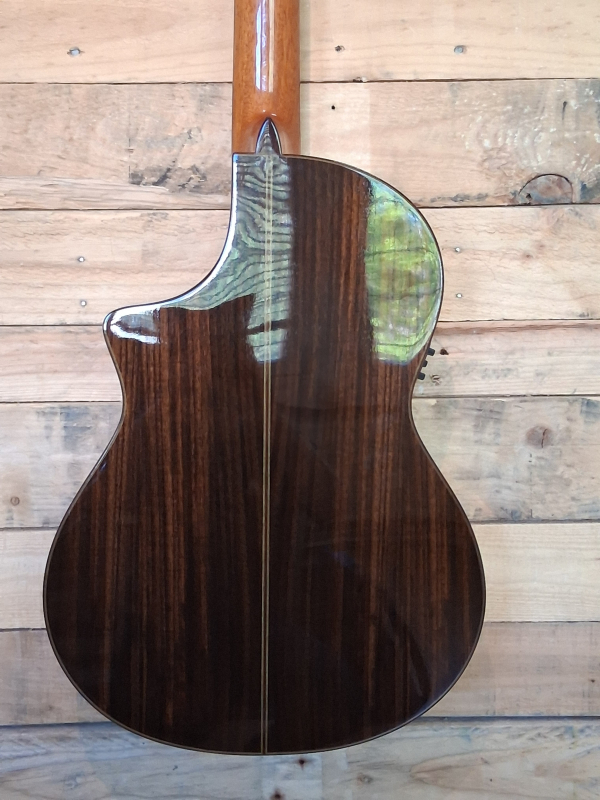 Salvador Cortez CS-220, Fichte/Palisander vollmassiv, 48mm Sattelbreite, second hand