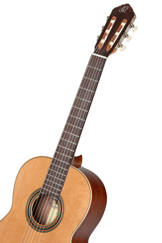 Ortega R18G, Zeder massiv / Bubinga, made in Spain