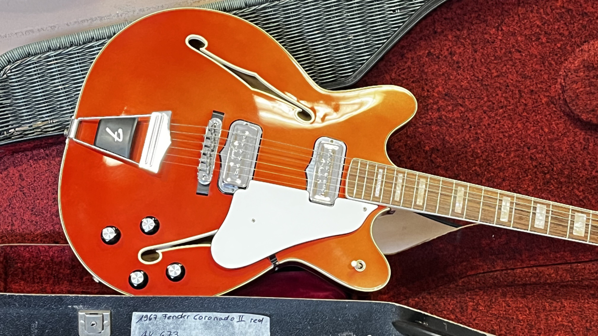 Fender 1967 Coronado II Candy Apple Red - 2nd Hand