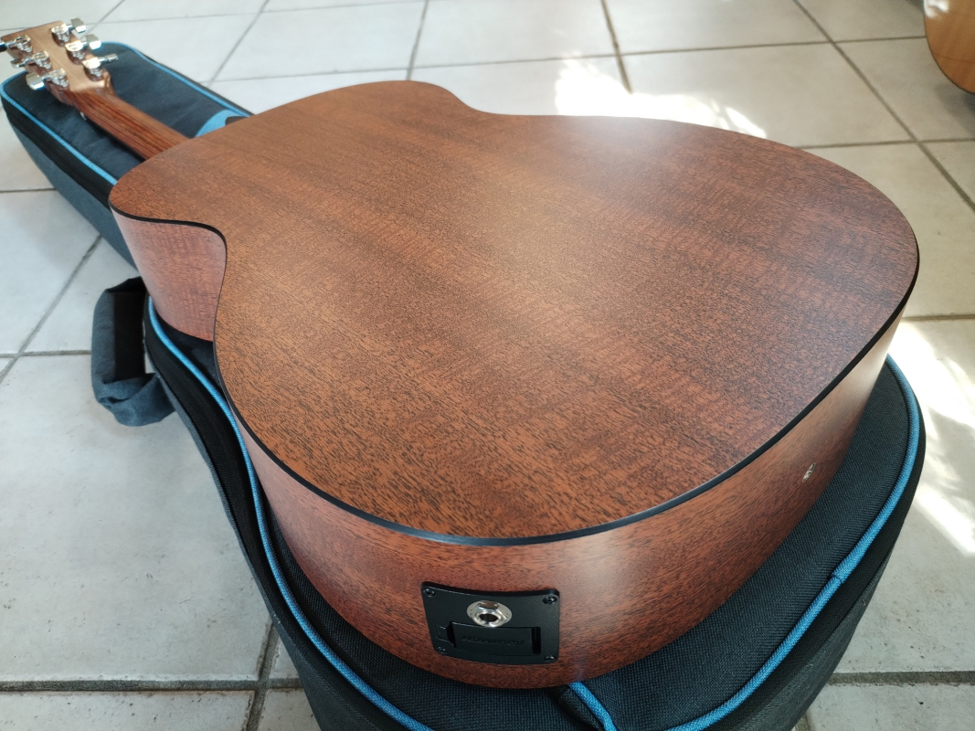 Martin 0X1 Parlor second hand incl.Gigbag