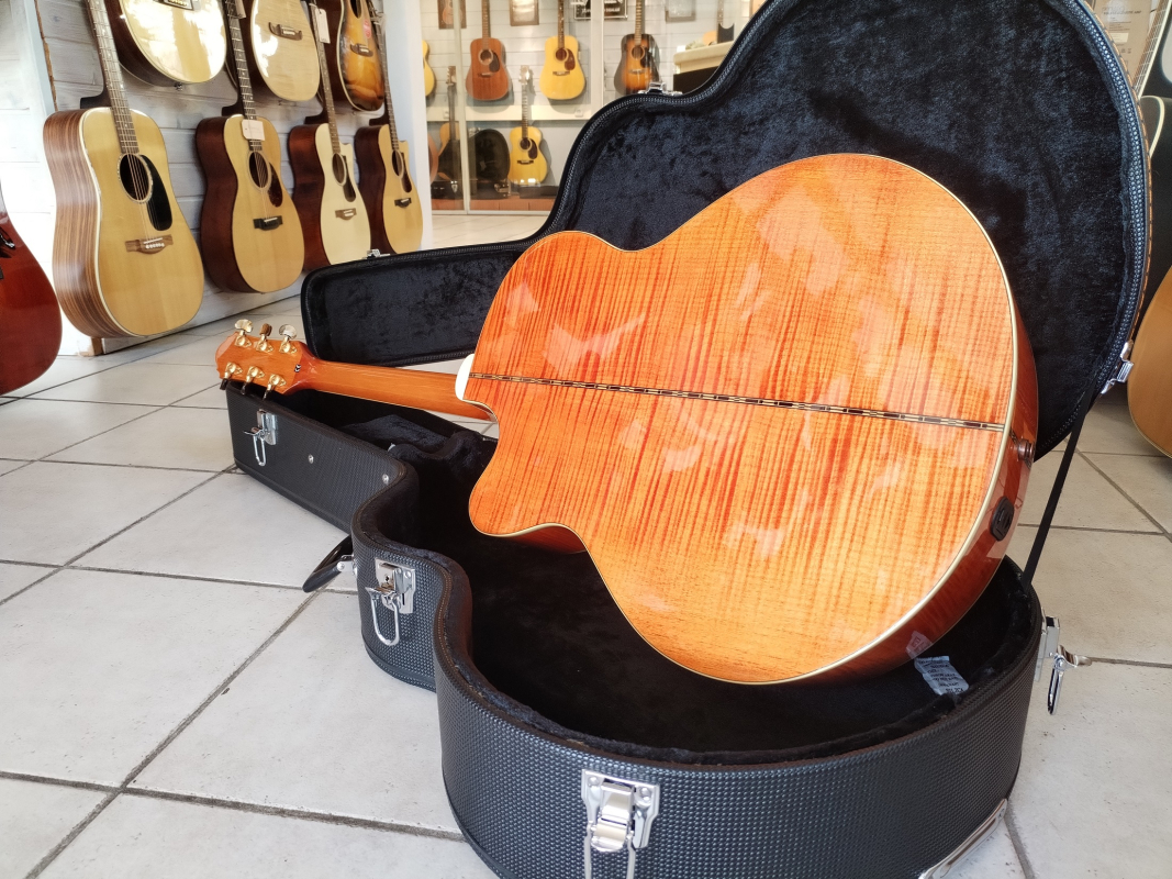 Crafter JE-30 second hand