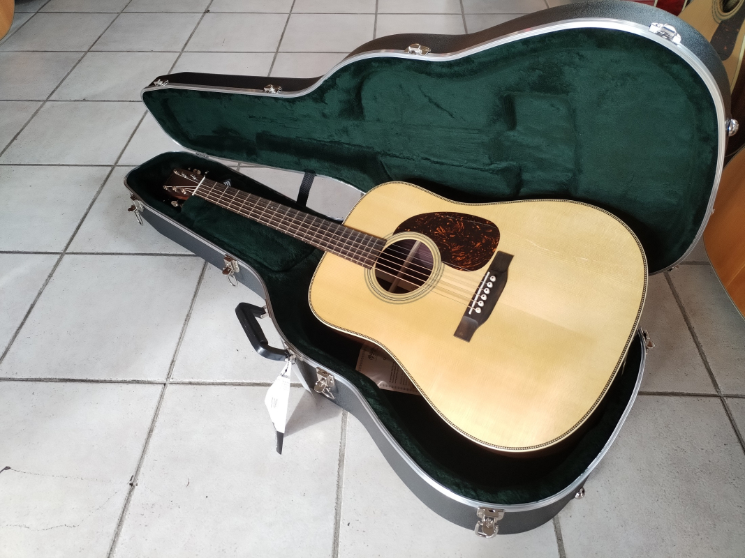 Martin HD-28