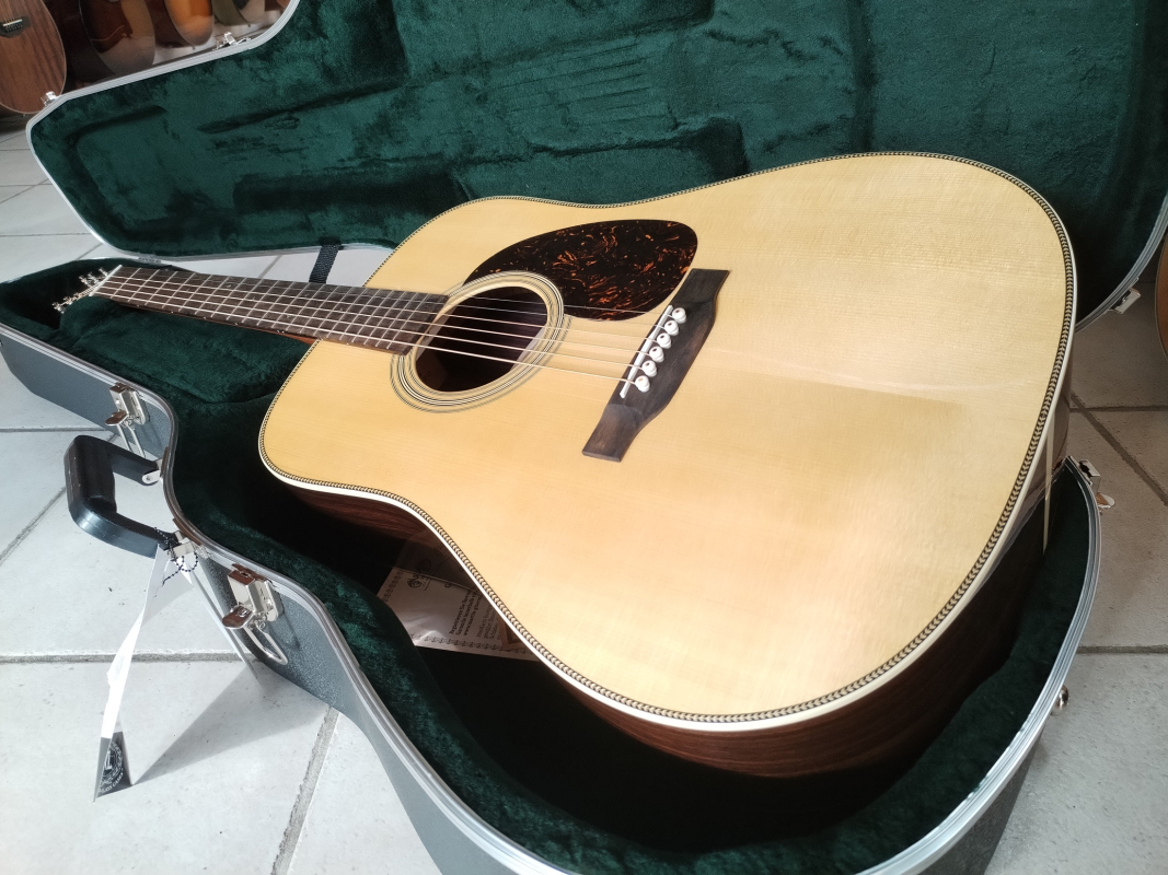 Martin HD-28