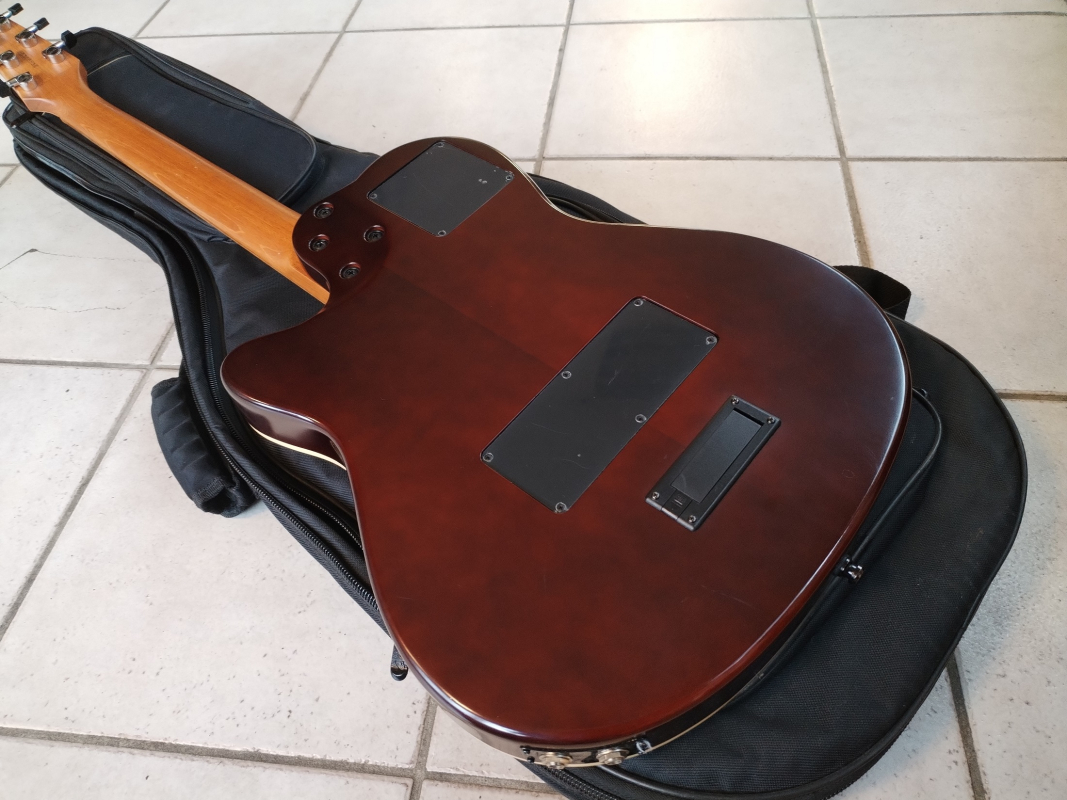 Godin A6 ultra second hand