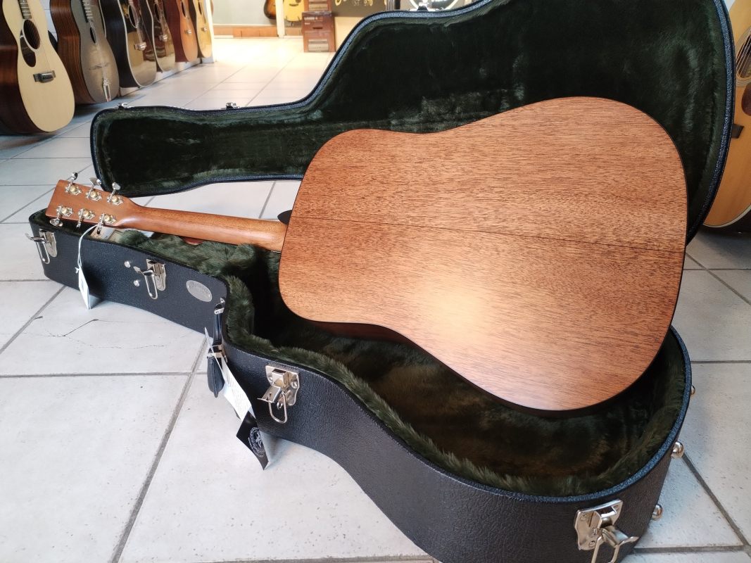 Martin D-18 Satin