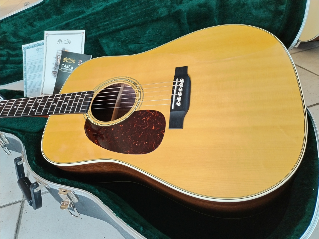 Martin D-28L second hand