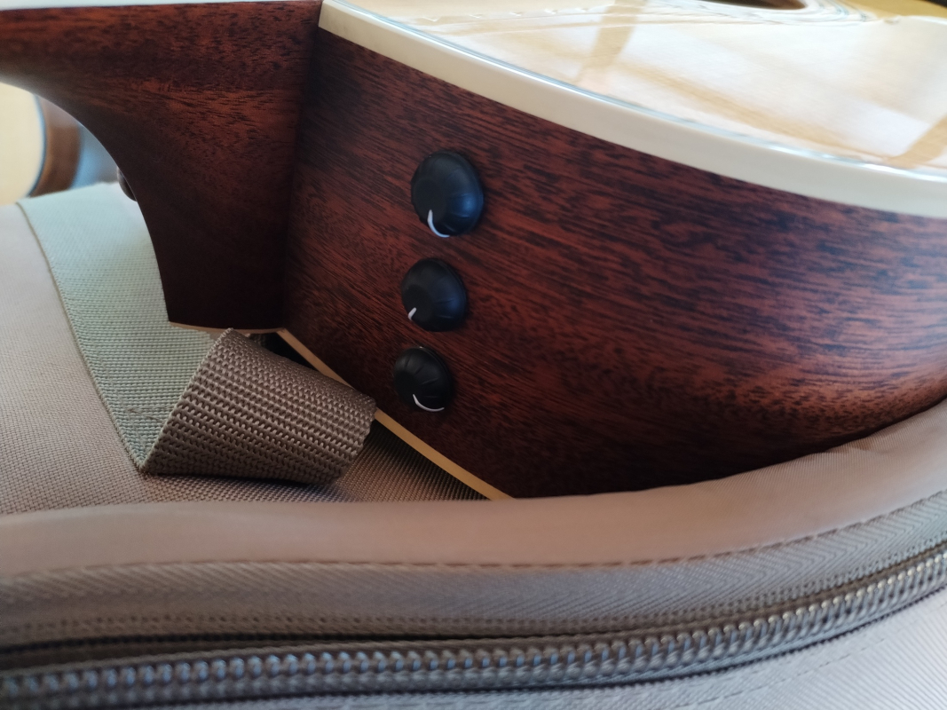 Taylor DN3 ESI Pickup second hand made in USA