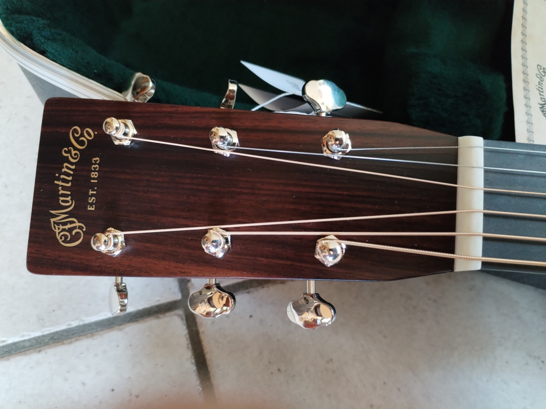 Martin HD-28E LRB