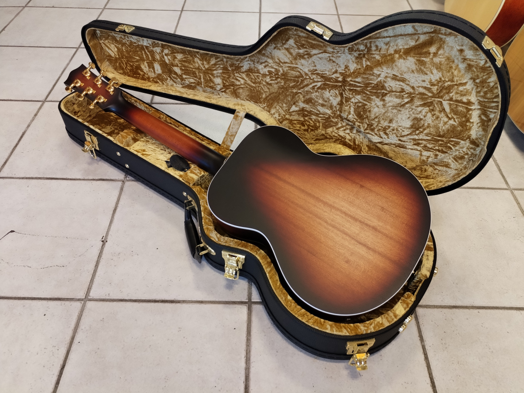 Maton EMTB6 Troubadour Mini Maton