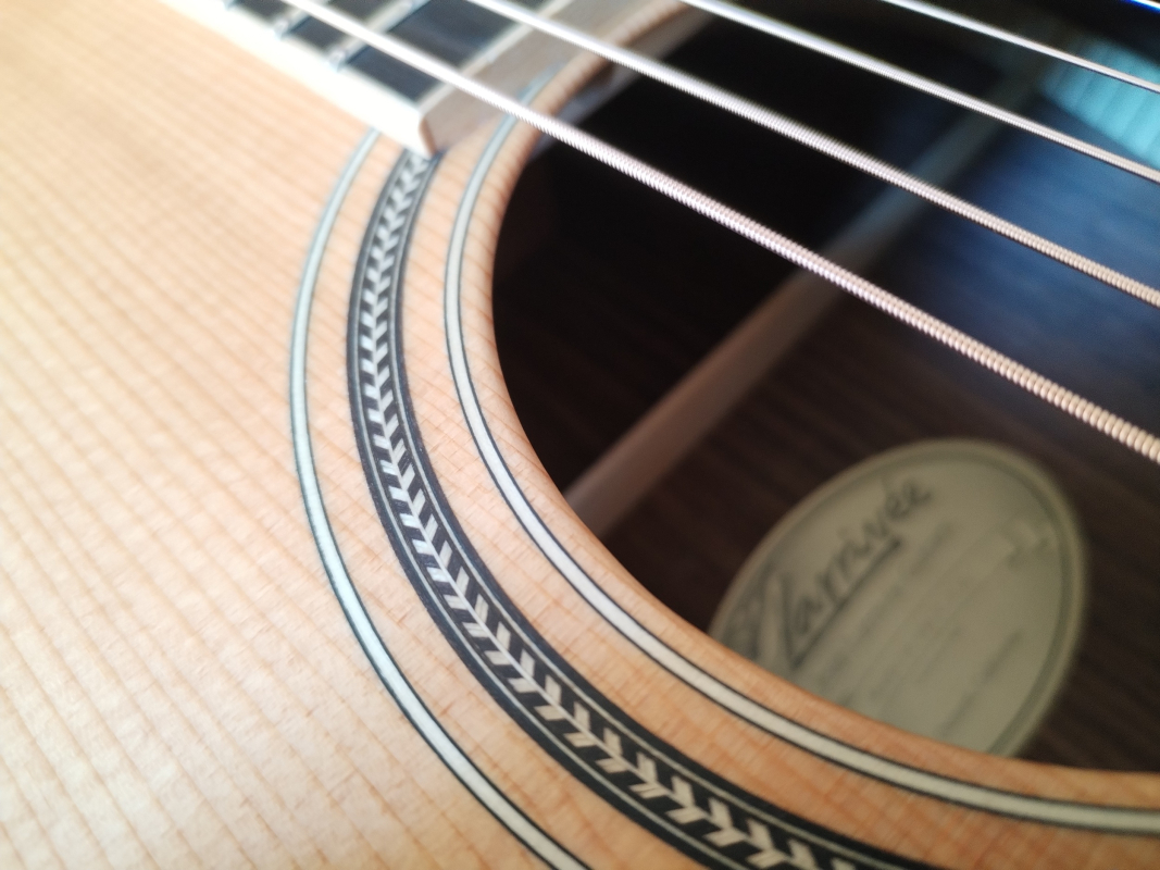 Larrivee D-03R second hand