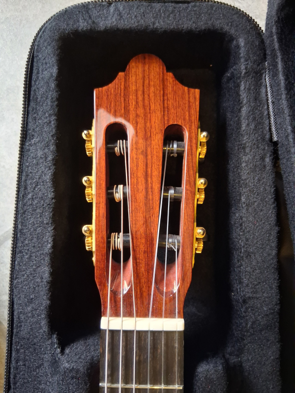 Duke Meister ST, Alpenfichte / Santos Palisander vollmassiv, second hand