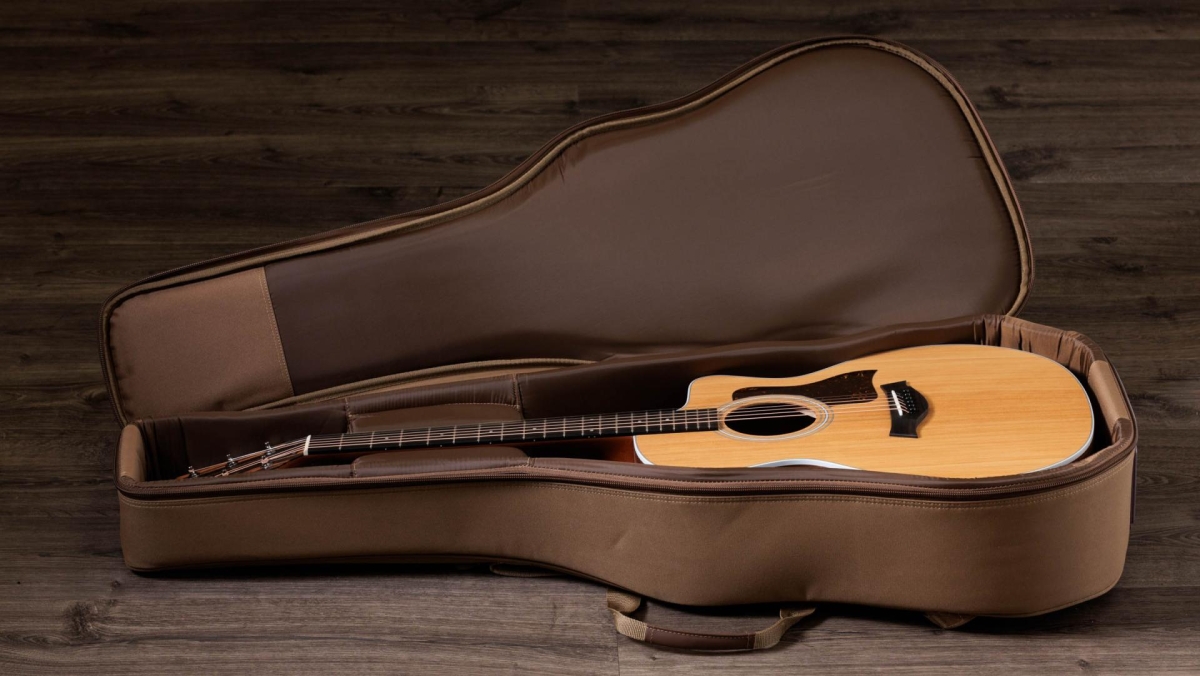 Taylor  214ce