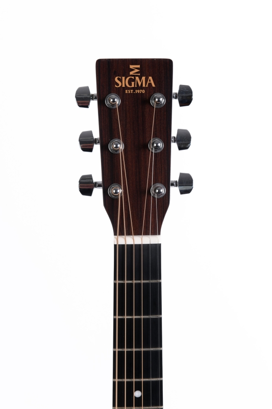 Sigma 000ME